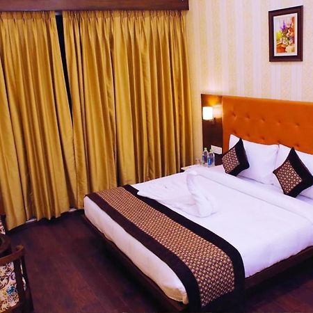 Hotel Citi Inn Grande Zirakpur Extérieur photo