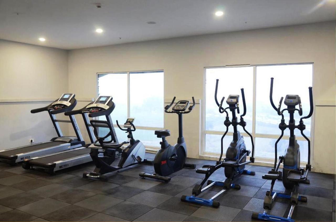 Hotel Citi Inn Grande Zirakpur Extérieur photo