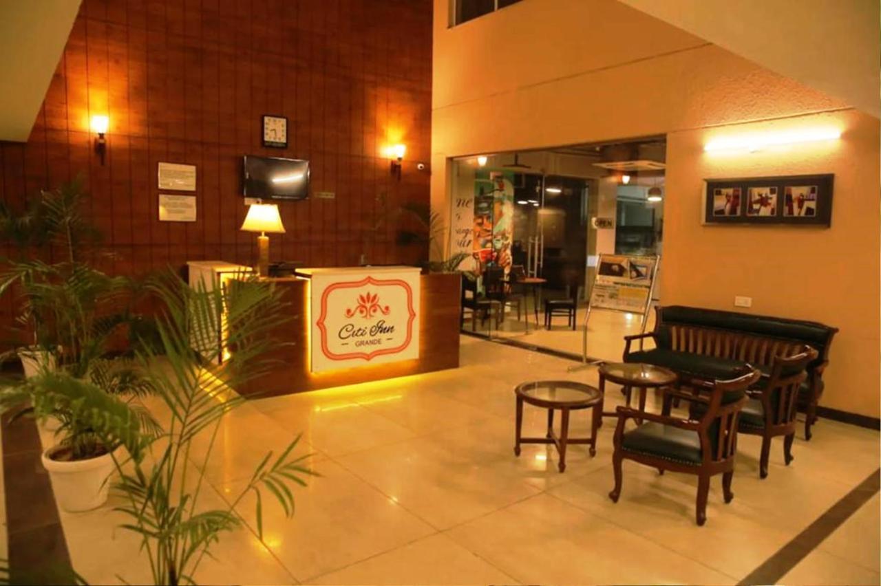 Hotel Citi Inn Grande Zirakpur Extérieur photo