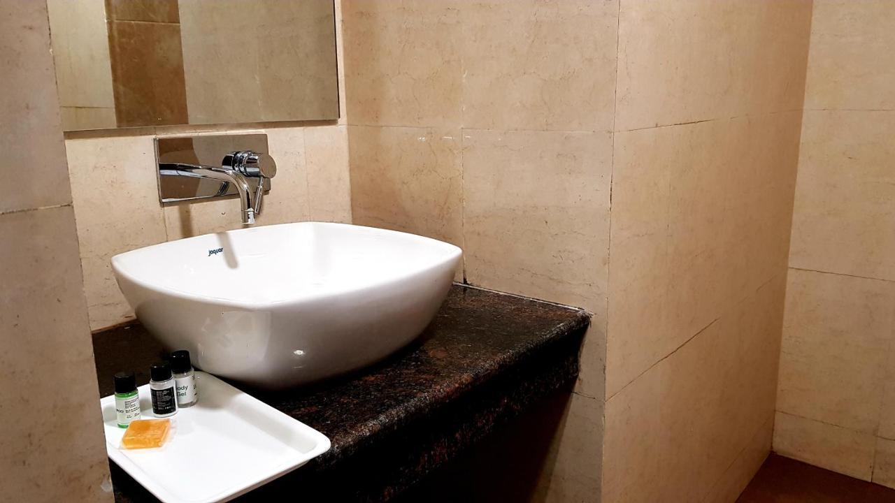 Hotel Citi Inn Grande Zirakpur Extérieur photo